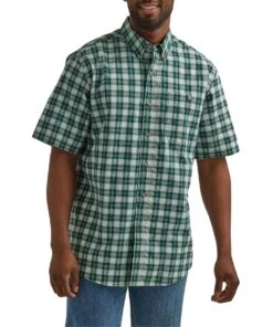 Wrangler Men's Rugged Wear Plaid Button Down Shirt